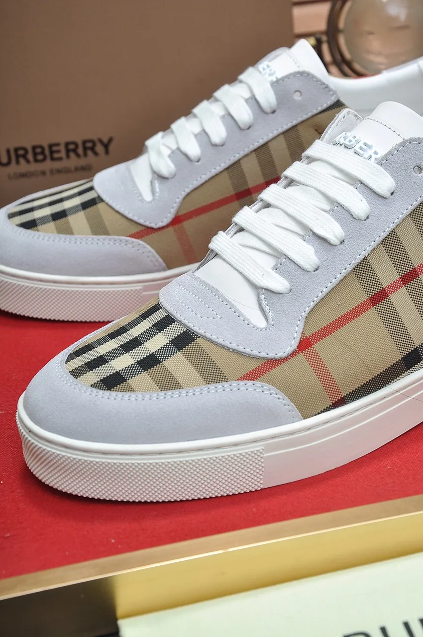Men's shoes💰480💶[Burberry] (cowhide lining) classic low-top sneakers｜Imported cowhide with classic plaid fabric｜Cow leather lining｜Original outsole｜Fine workmanship and comfortable to wear Size: 38-44 (customized at 45)